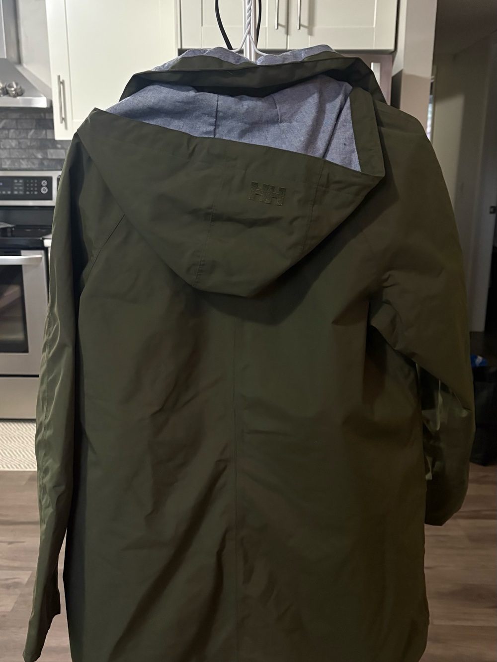 Helly Hansen Olive Green Hooded Rain Coat - Picture 5 of 8